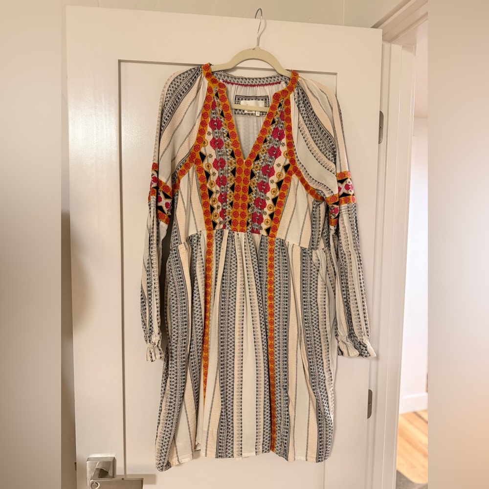Beautiful Anthropologie Embroidered Multicolor Boho Dress 🌈🌈
